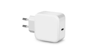 30W USB C  Type-C PD 3.0 Type-C wall charger manufacturers with EU US UK AU plug fast charging tech